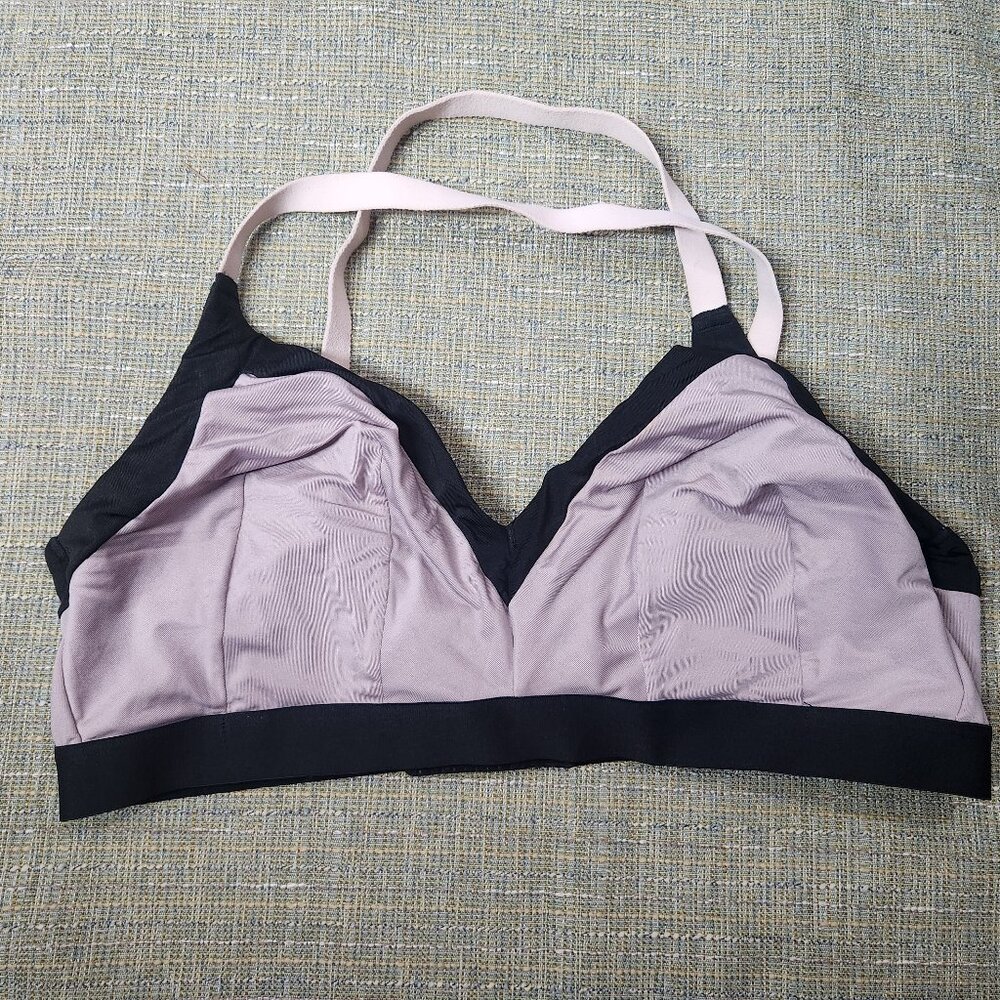 Cacique Womens 22/24 Pink Black Bralette Criss Cross Straps Wireless